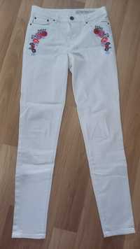 Spodnie jeans biale