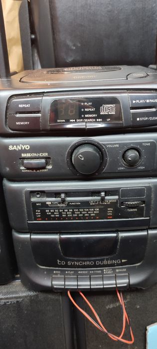 Aparelho de som Sanyo