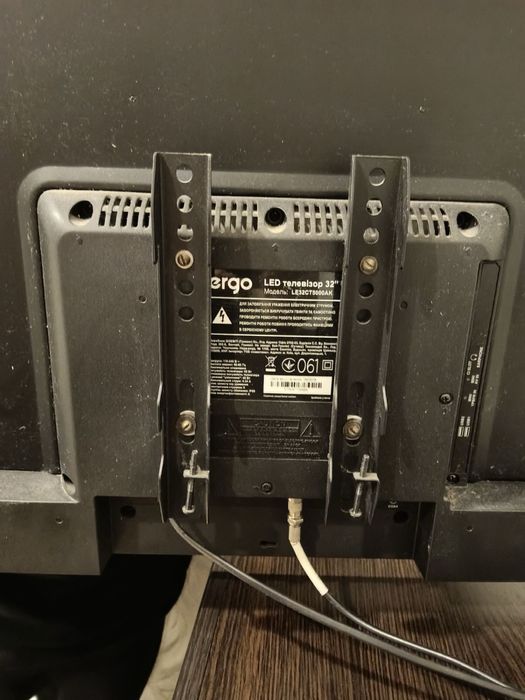 Продам телевізор ergo 32
