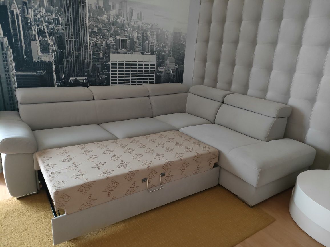 Narożnik kanapa Etap Sofa z funkcją spania. Materiał Aquaclean