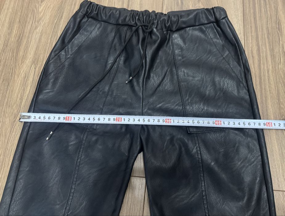 Штани з еко шкіри