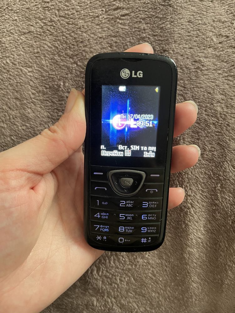 Телефон LG-A230 2 сімкарти