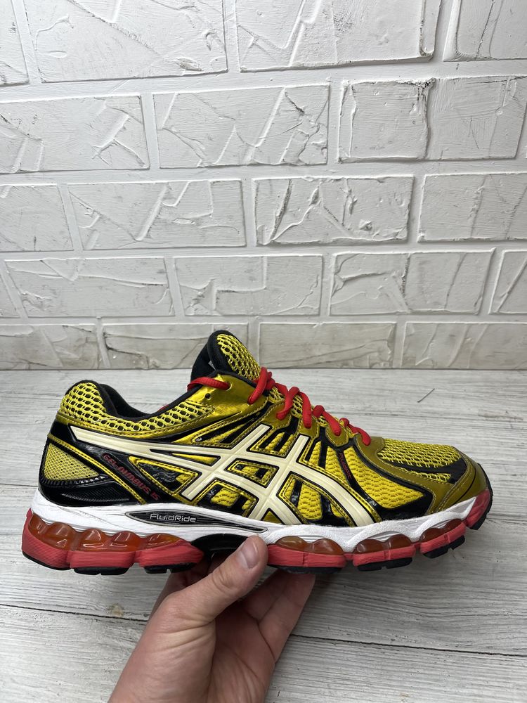 Кроссовки беговые asics gel nimbus 15 яркие