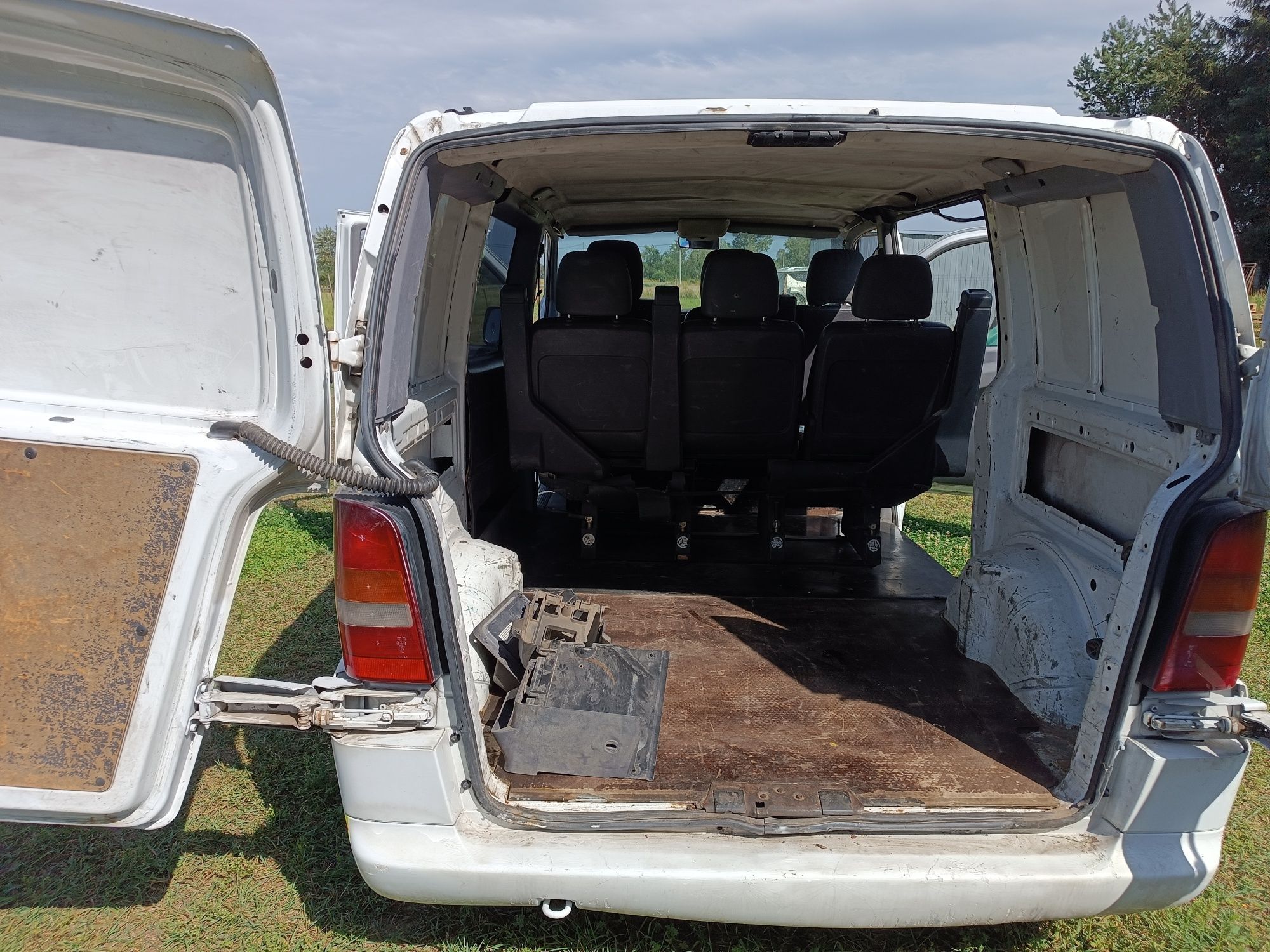 Mercedes Vito 2.2 CDI 6 osobowy
