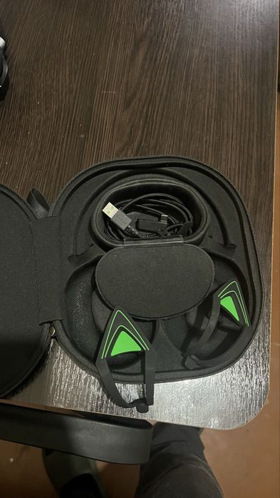 Razer Barracuda Pro Wireless Беспроводные игровые наушники