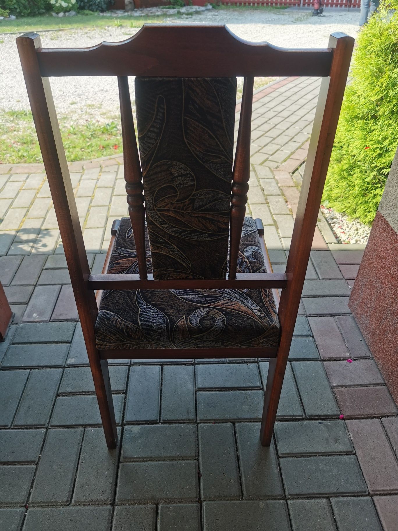 Szafka pod TV, zestaw 6 drewnianych krzesel