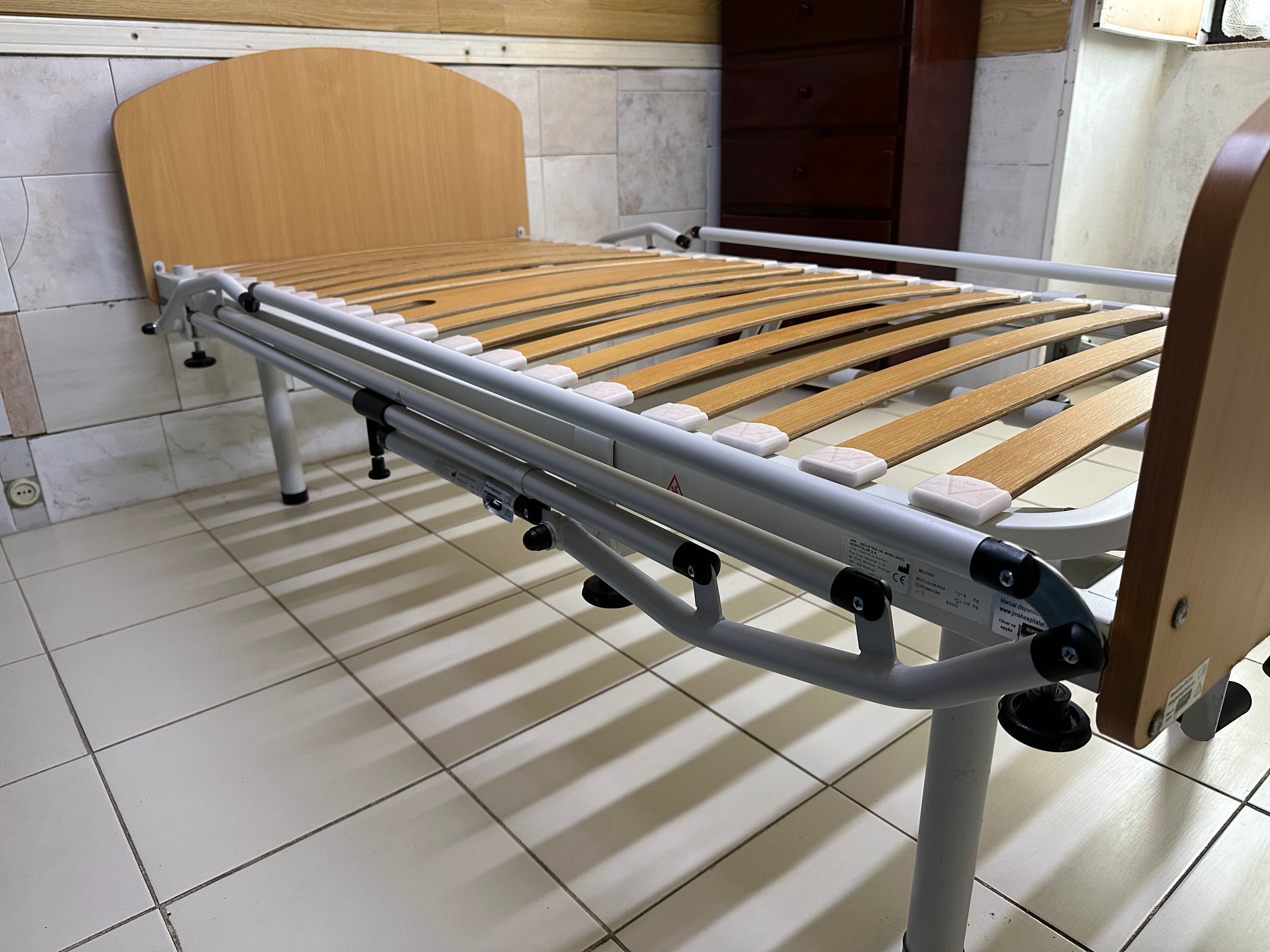 Cama Hospitalar Articulada Manual JMS + Colchão Anti-Escaras Visco