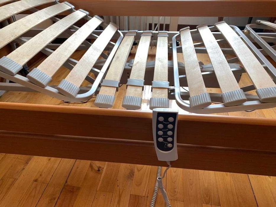 Cama Hospitalar articulada elétrica