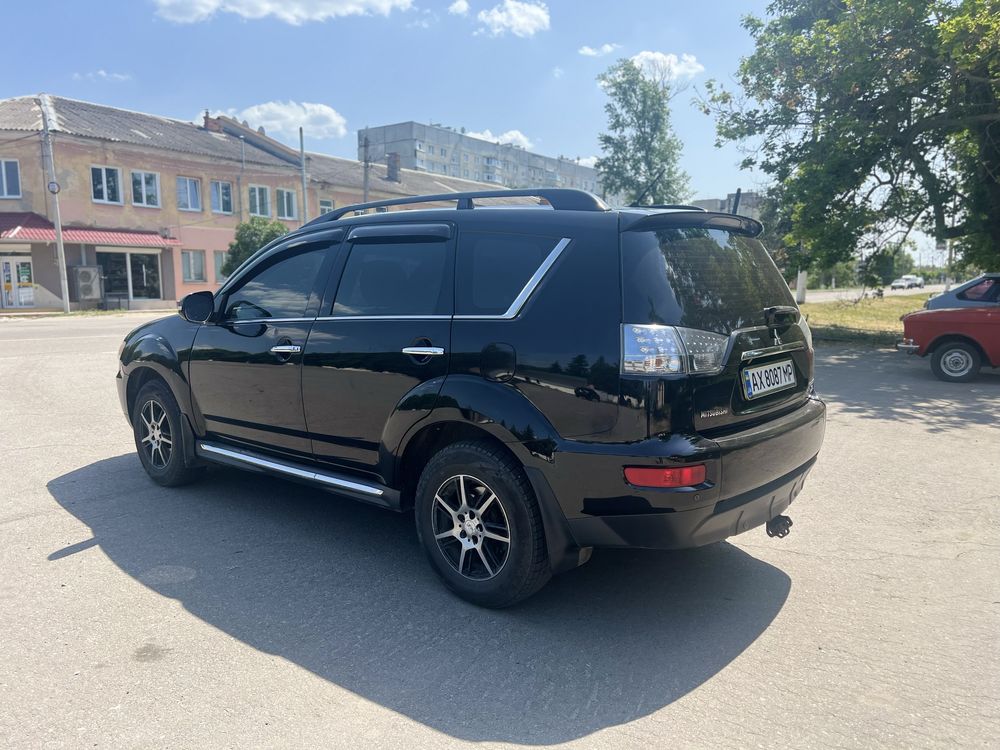 Mitsubishi outlander xl