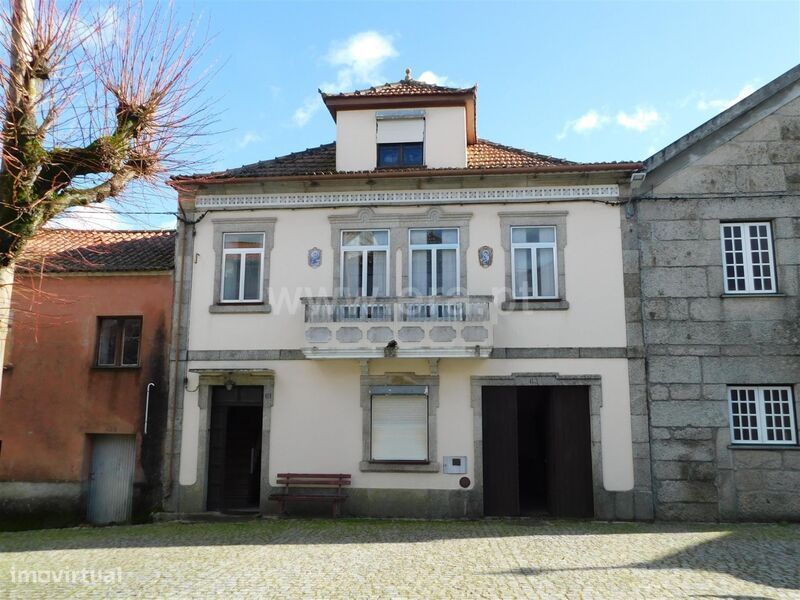 Moradia T5 / Seia, Tourais e Lajes