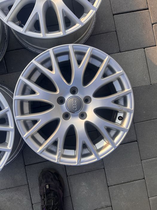 Felgi ALUminiowe 17'' 5x112 AUDI A4 A6 Oryginał