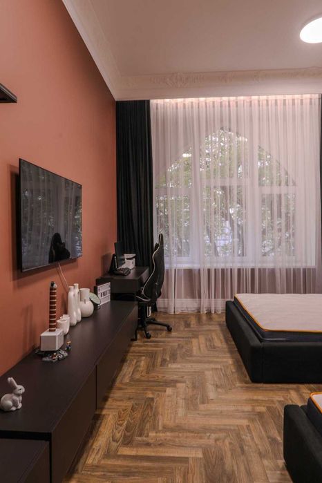 вул. Січових Стрільців. Центр Львова. Дизайн ремонт. Сауна. ОРЕНДА!