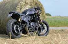 Yamaha café racer