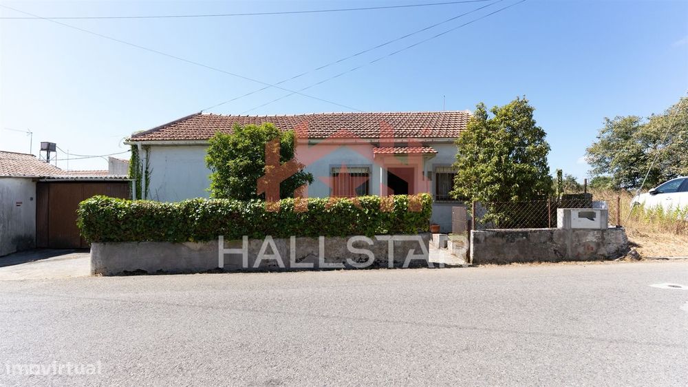 Moradia Térrea T3 / Lote de Terreno 888m2 / Maceira