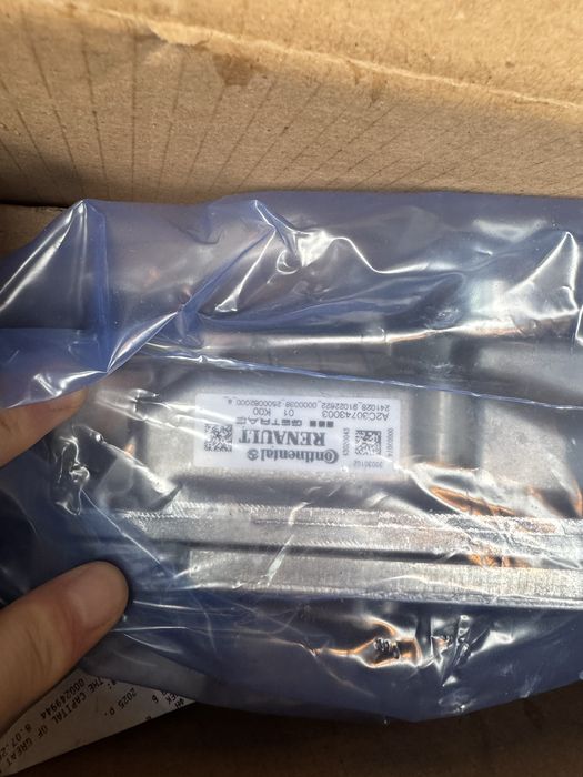 Модуль управління ЕБУ АКПП на Рено Суенік 2016р