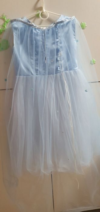 Продам платье для девочки