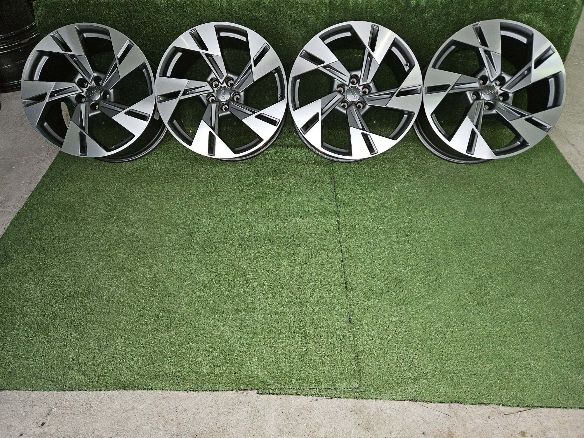 Sprzedam Alufelgi Orginalne Audi 5x112 20  A4 A5 A6 A7 A8 Q5 Q7 Q8