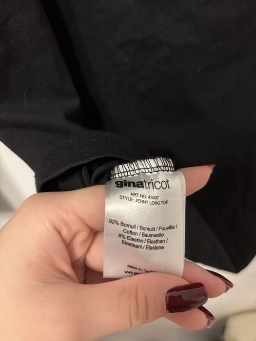 Sukienka damska z długim rękawem Basic czarna gina tricot r. S