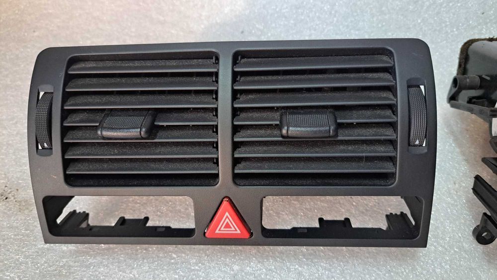 Kratki nawiewu środkowe Audi A2