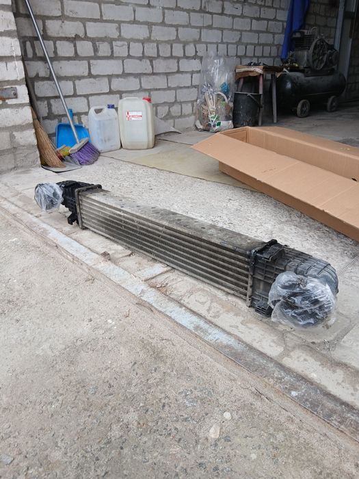 Продам інтеркулер Мерседес 211, 3.2 диз