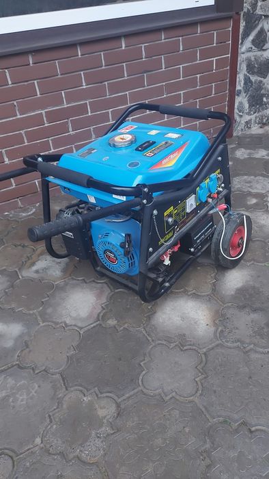 Генератор стартерний 2,8 кВт (3,5 кВт)