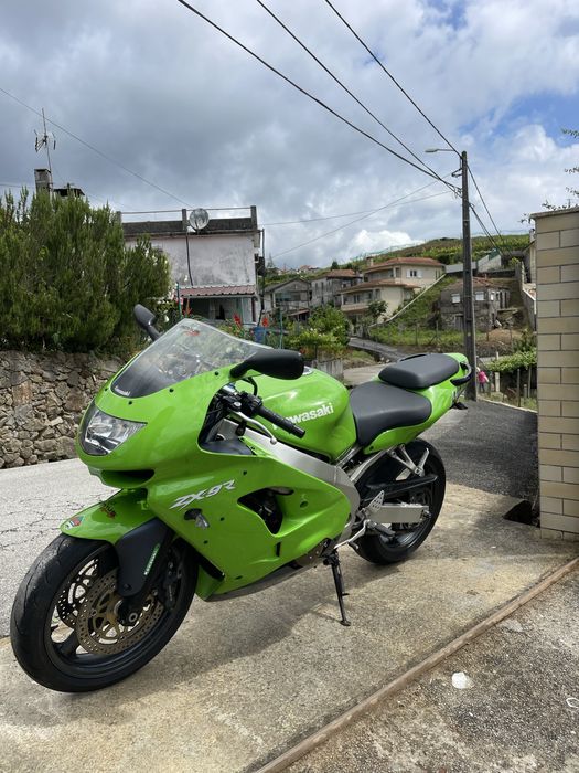 Kawasaki Ninja Zx9R