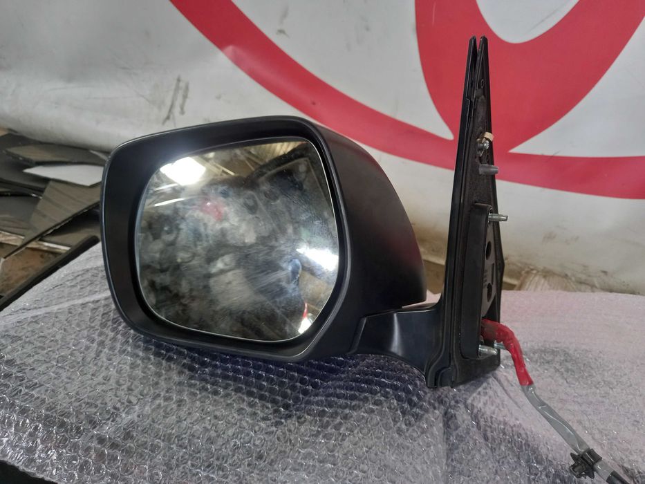 Левое зеркало Toyota Land Cruiser 200 2014 год.