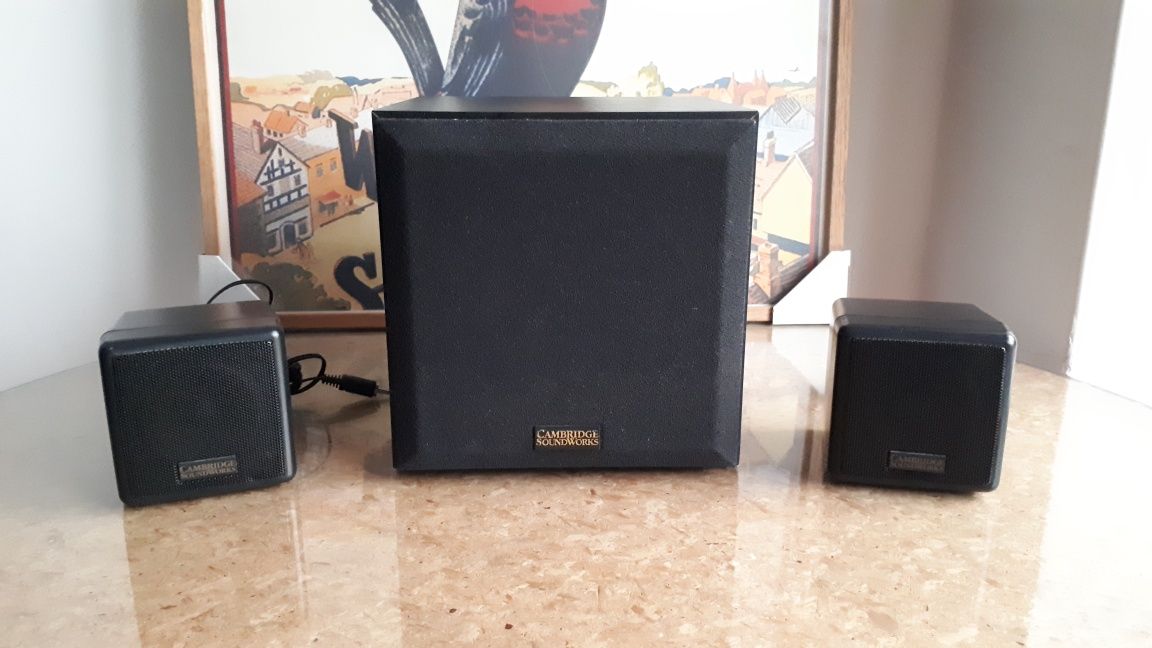 Colunas Cambridge Soundworks SW320 2.1 (excelente definição)