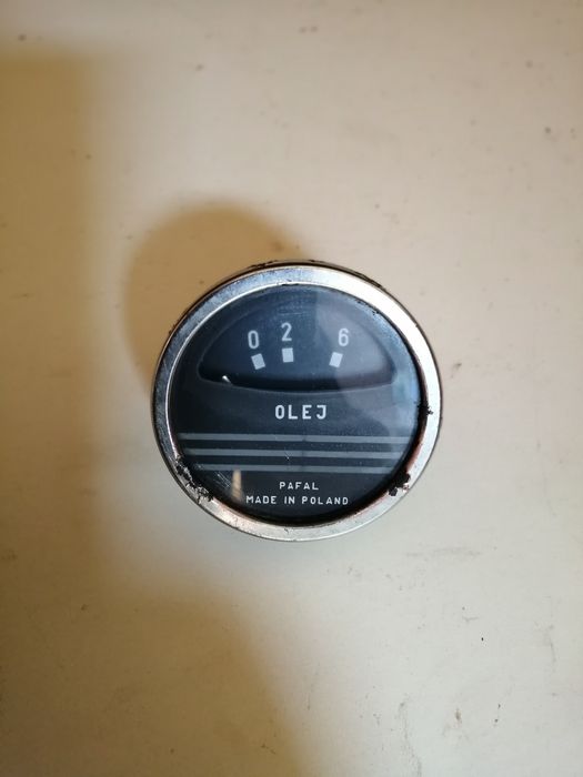 Stara część silnika spalinowego 20 zł sztuka