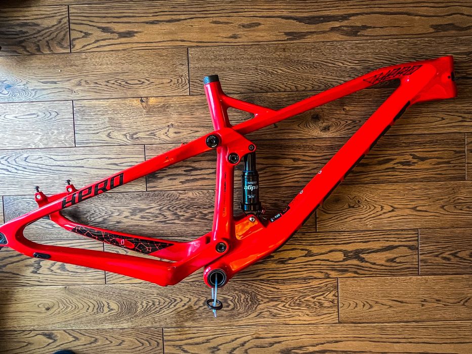 Rama MTB XC full-sus Accent Hero M
