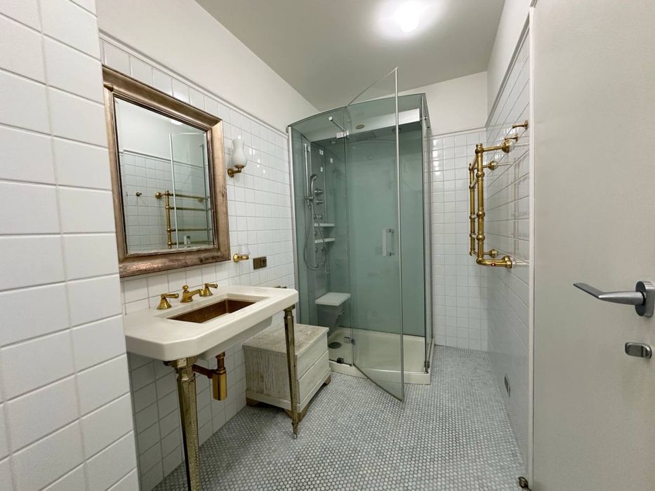 Продам 5 комнатный пентхаус Правый берег