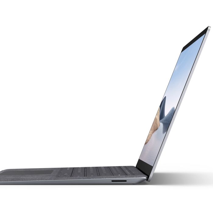 Microsoft Surface 4 (Laptop)