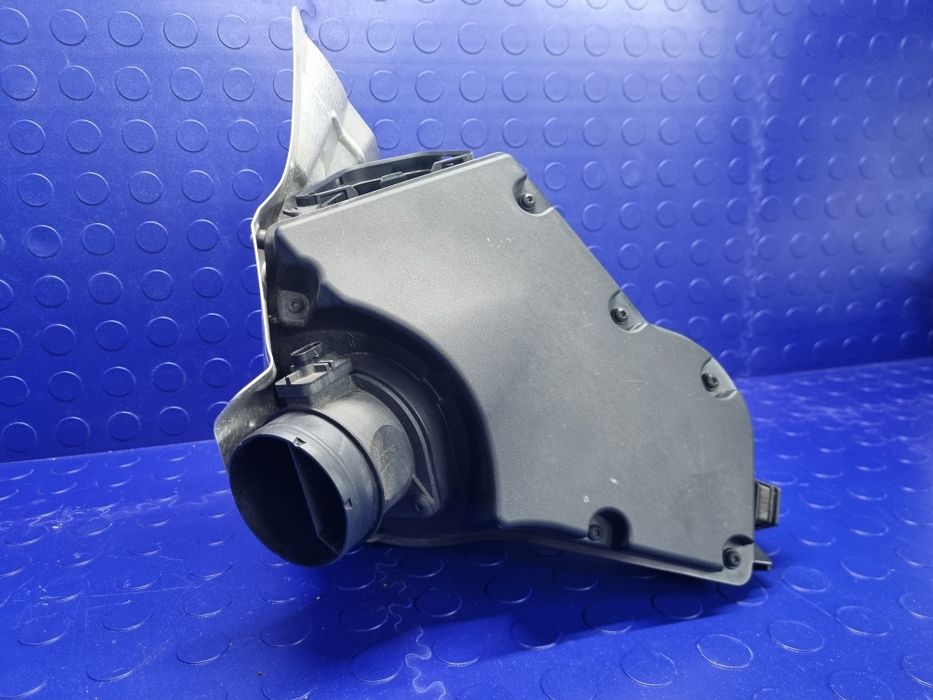 OBUDOWA filtra Powietrza AUDI A5 8T 2.0 TDI Oryginał | OEM | Poznań |