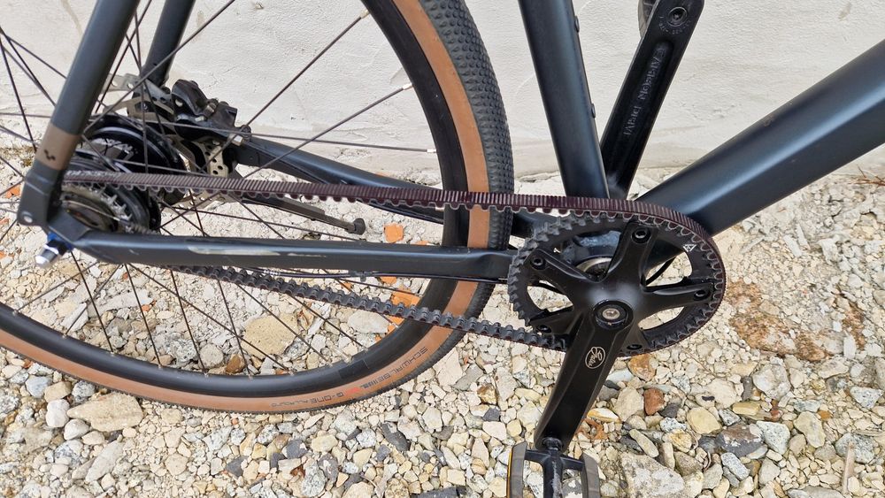 Rower Cube hyde race pasek Alfine 8 rozmiar M Schwalbe miejski trekkin