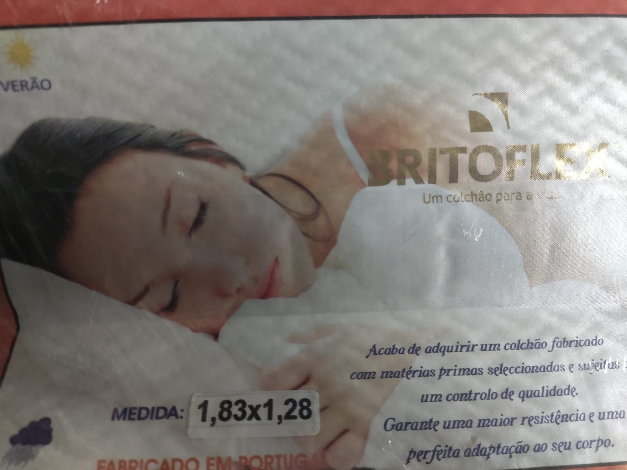 Colchão de molas com pouco uso