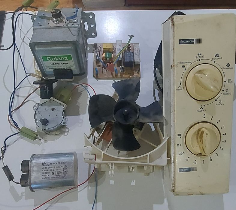 Микроволновка  Elenberg MG-2050M по запчастям
