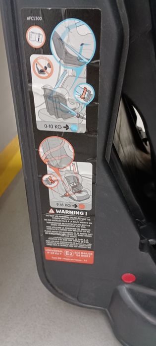 Cadeira auto de bebé