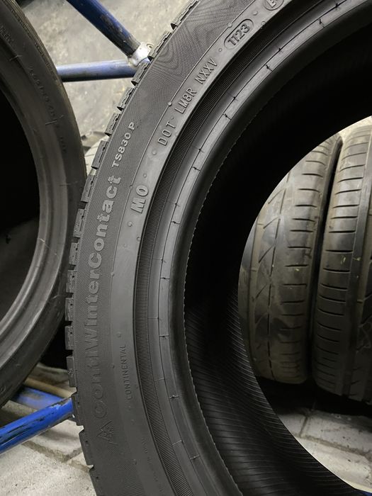 Зимові шини 245/45 R17 (99H) CONTINENTAL