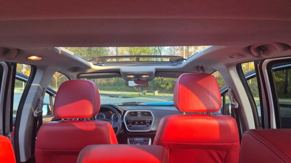 Suzuki SX4      2013