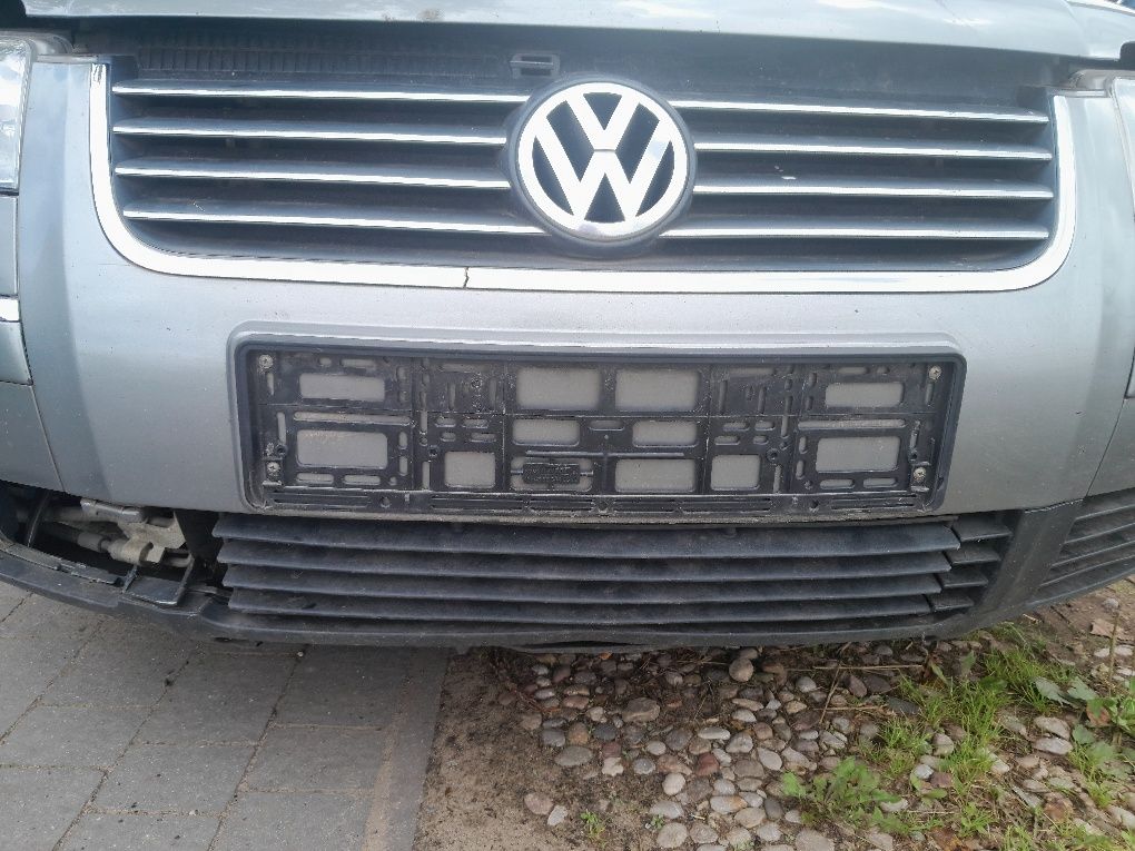 Zderzak przedni passat b5 fl kod lakieru LD7W