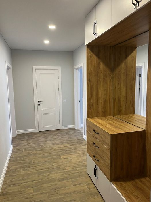 Оренда сучасної 2 км квартири в центрі міста