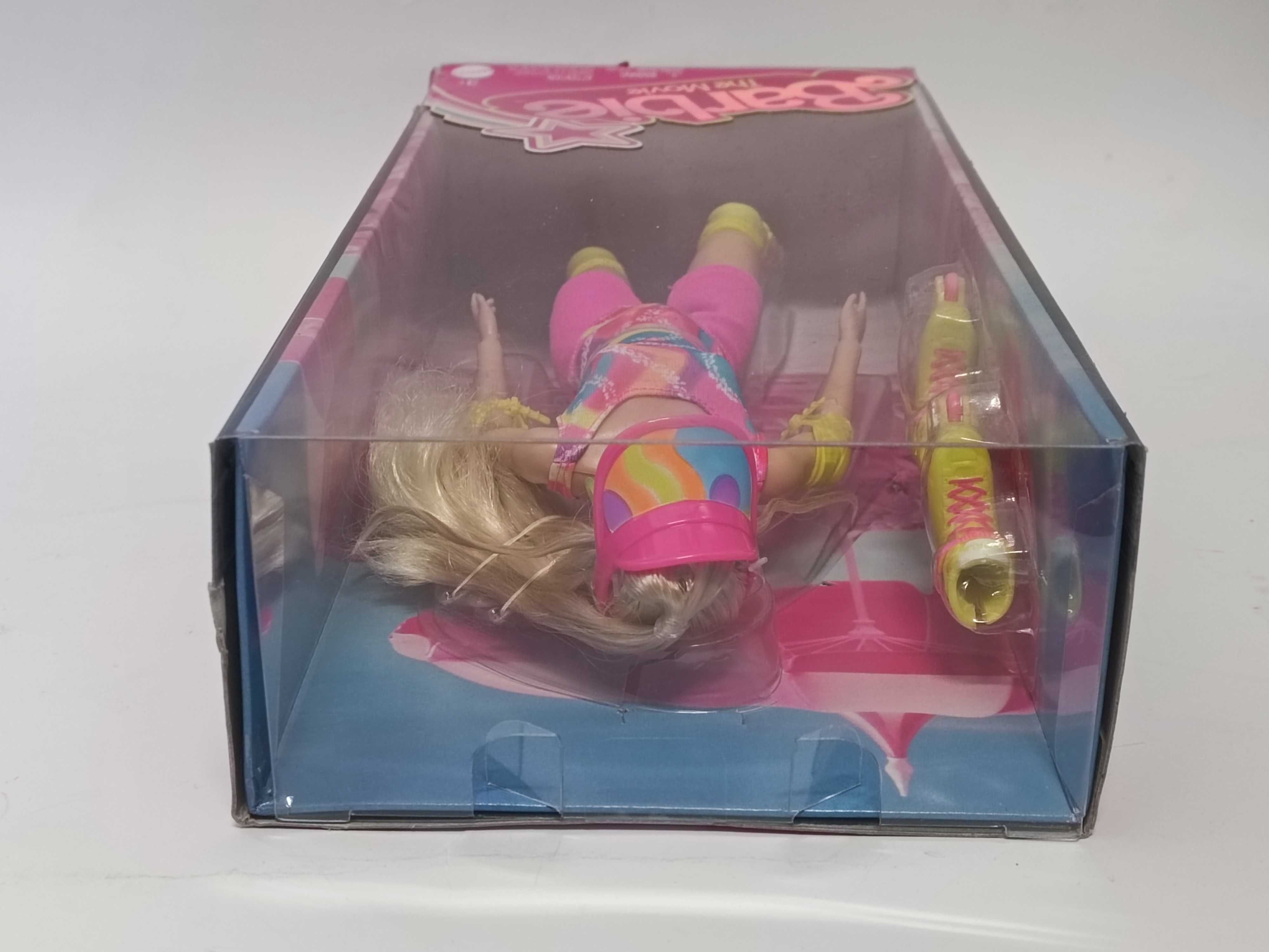 Lalka Mattel Barbie Movie Na Rolkach w Stroju Filmowy HRB04 11/01/25S