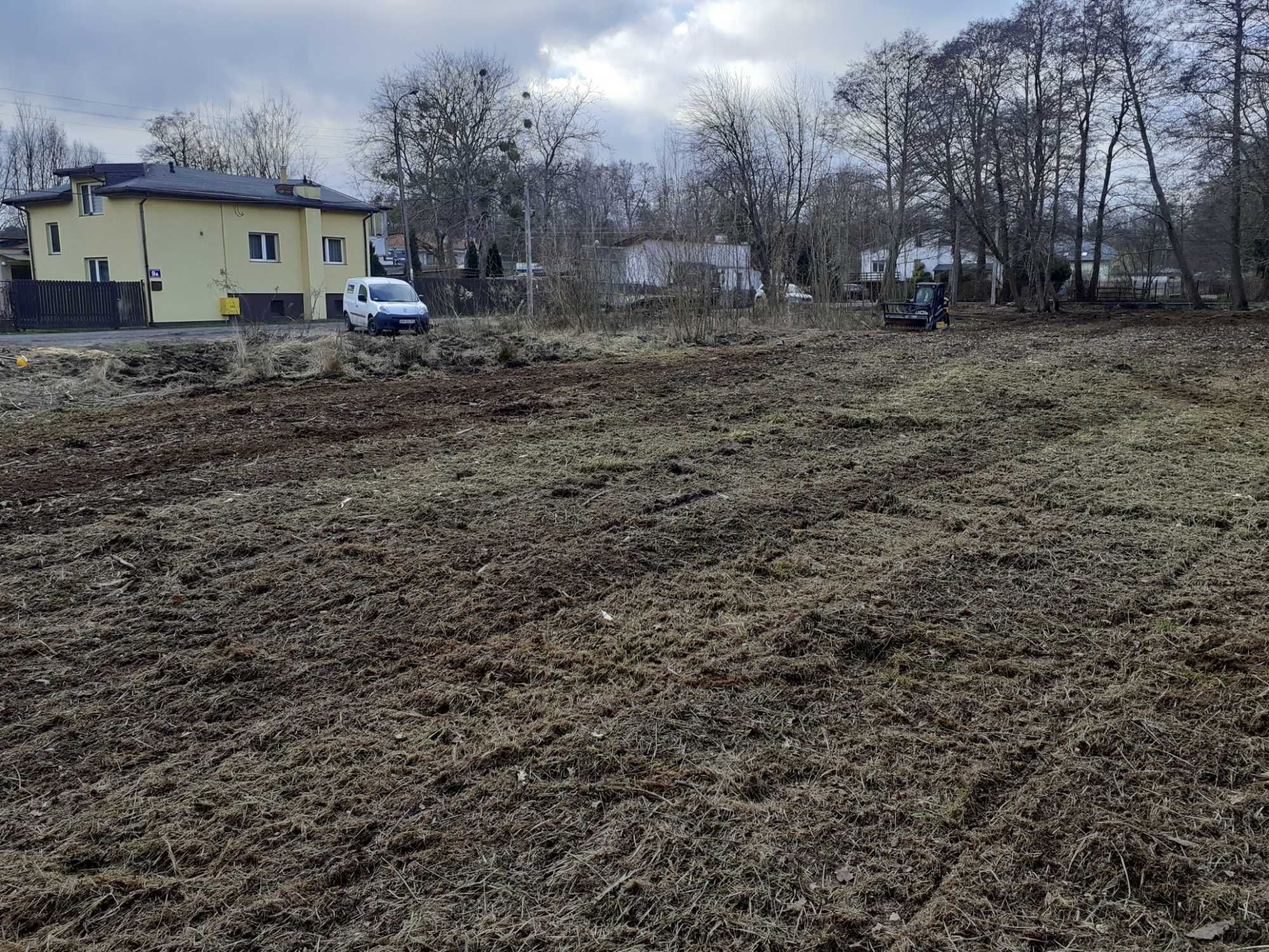czyszczenie działek  mulczer usuwanie zarośli samosiejek wycinka drzew
