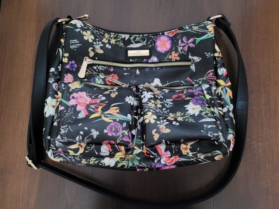 Torebka z motywem kwiatowym