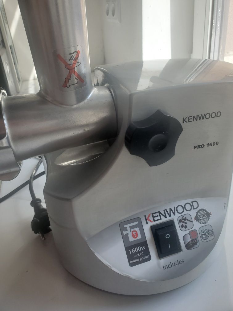 Мясорубка Kenwood Pro 1600 MG 510
