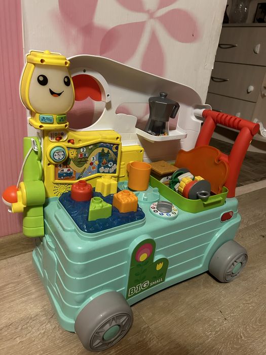 Каталка ходунки Фішер Прайс кемпер Fisher-Price On-The-Go Camper