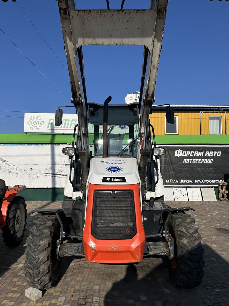 Ескаватор-навантажувач BOBCAT B730R