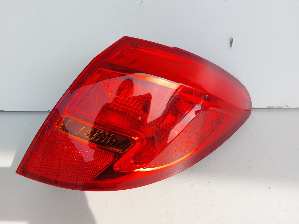 Lampa tylna prawa Opel Meriva B lift 14>