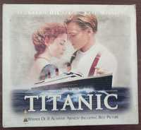 Cassete VHS Titanic dentro da caixa.