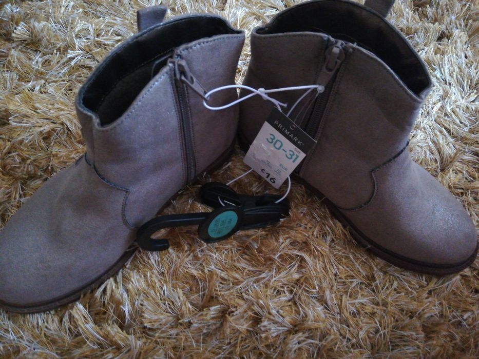 Botas e sapatos menina NOVOS t30/31